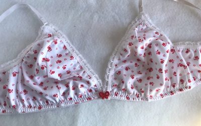 Una forma rápida de cambiarle el look al bralette San Valentín